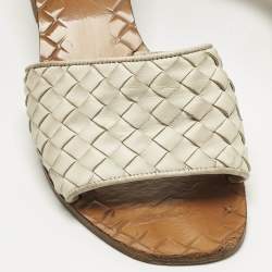 Pre Owned Bottega Veneta White Intrecciato Leather Ravello Slide Sandals Size 38