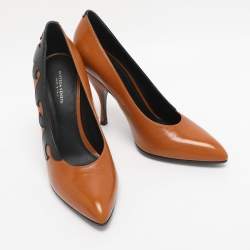 مملوكة مسبقًا حذاء كعب عالي بوتيغا فينيتا جلد بني مقدمة مدببة مقاس 38