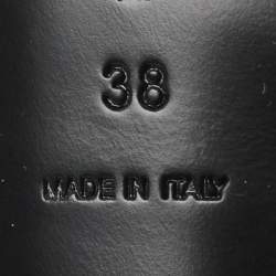 مملوكة مسبقًا حذاء كعب عالي بوتيغا فينيتا جلد بني مقدمة مدببة مقاس 38