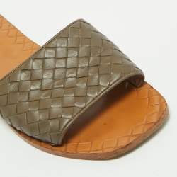Pre Owned Bottega Veneta Grey Intrecciato Leather Flat Slides Size 40