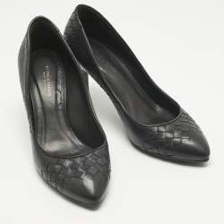Pre Owned Bottega Veneta Black Leather Veneta Pumps Size 36.5