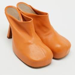 مملوكة مسبقًا Bottega Veneta Orange Leather Stretch The Bold Mules Size 36