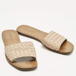 Pre Owned Bottega Veneta Beige Intrecciato Leather Slide Sandals Size 36.5
