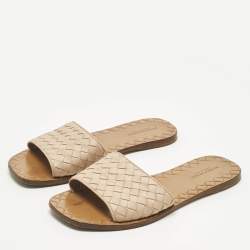 Pre Owned Bottega Veneta Beige Intrecciato Leather Slide Sandals Size 36.5