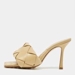 Pre Owned Bottega Veneta Beige Quilted Leather Lido Slide Sandals Size 37.5