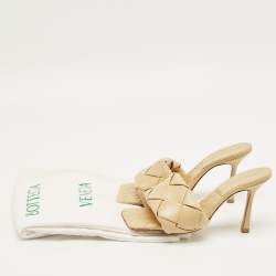 Pre Owned Bottega Veneta Beige Quilted Leather Lido Slide Sandals Size 37.5