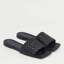 Pre Owned Bottega Veneta Black Intrecciato Leather Flat Sandals Size 36