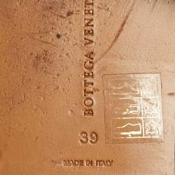 Pre Owned Bottega Veneta White Intrecciato Leather Ankle Wrap Flat Sandals Size 39