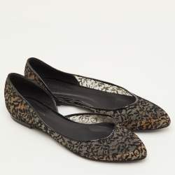 مملوكة مسبقًا Bottega Veneta Size 38 Black Lace and Patent Leather D'orsay Ballet Flats