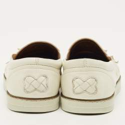 مملوكة مسبقًا حذاء رياضي سليب أون بوتيغا فينيتا جلد أنتريشياتو أبيض مزين بالفراشة مقاس 37