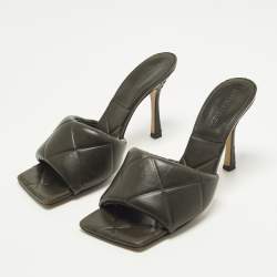 Pre Owned صندل سلايد بوتيغا فينيتا جلد أخضر زيتي مقاس 38