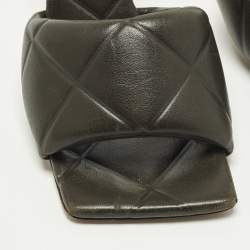 Pre Owned صندل سلايد بوتيغا فينيتا جلد أخضر زيتي مقاس 38