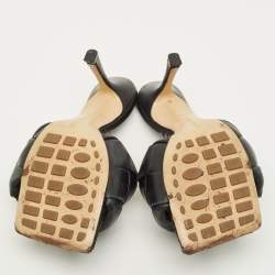 مملوكة مسبقًا صندل بوتيغا فينيتا جلد مضفر أسود ليدو قياس 37