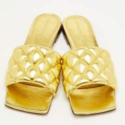 Pre Owned صندل سلا يد فلات بوتيغا فينيتا جلد ميتاليك ذهبي كويتد مقاس 38