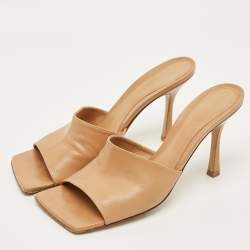 Pre Owned صندل سلايد بوتيغا فينيتا جلد أ حمر قابل للتمدد مقاس 39.5