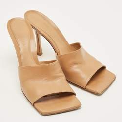 Pre Owned صندل سلايد بوتيغا فينيتا جلد أحمر قابل للتمدد مقاس 39.5