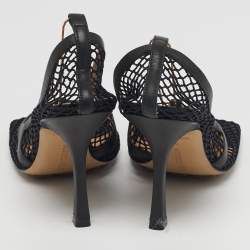مملوكة مسبقًا Bottega Veneta Stretch Size 37 Black Leather and Mesh Ankle Strap Pumps