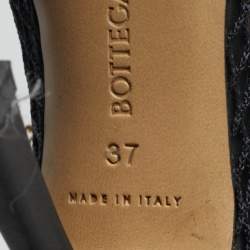 مملوكة مسبقًا Bottega Veneta Stretch Size 37 Black Leather and Mesh Ankle Strap Pumps