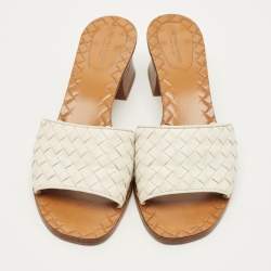 Pre Owned صندل سلايد بوتيغا فينيتا "رافيلو" جلد إنترشياتو أبيض مقاس 38