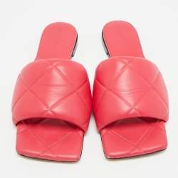 Pre Owned Bottega Veneta Lido Size 39 Fuchsia Pink Quilted Leather  Flat Slides