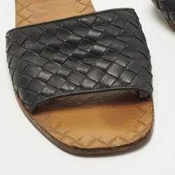 Pre Owned Bottega Veneta Size 37.5 Black Intrecciato Leather Flat Slip On