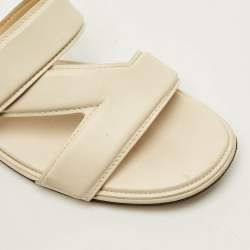 Pre Owned Bottega Veneta The band Size 39 Cream Leather Flat Slides