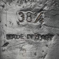 مملوكة مسبقًا خُفّ مُسطَّح بوتيغا فينيتا "فياندرا" جلد إنتريتشياتو رمادي مقاس 38.5