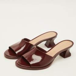 مملوكة مسبقًا Bottega Veneta Strech Size 40 Burgundy Leather Slide Sandals