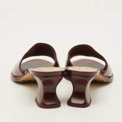 مملوكة مسبقًا Bottega Veneta Strech Size 40 Burgundy Leather Slide Sandals