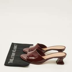 مملوكة مسبقًا Bottega Veneta Strech Size 40 Burgundy Leather Slide Sandals