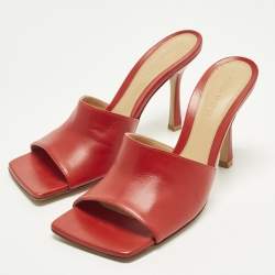 Pre Owned Bottega Veneta Strech Size 38.5 Red Leather Slide Sandals