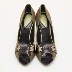Pre Owned Bottega Veneta Fringe Detailed Size 39.5 Black/Green Canvas and Leather Peep Toe Pumps 
