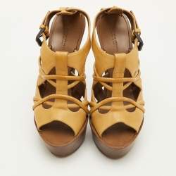 Pre Owned Bottega Veneta Size 38 Yellow Leather Strappy Platform Sandals
