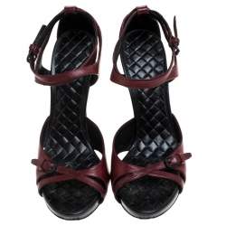 Pre Owned صندل بوتيغا فينيتا جلد أحملا بحزام للكاحل مقاس 36