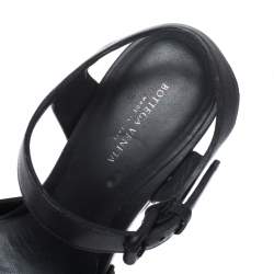 مملوكة مسبقًا صندل بوتيغا فينيتا بمقدمة مفتوحة و بنعل سميك و بكعب روكي جلد أسود مقاس 37.5