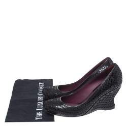 Pre Owned Bottega Veneta Black Stitch Detail Patent Leather Curved Wedge Pumps Size 39