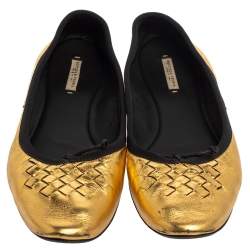 Pre Owned حذاء فلات باليه بوتيغا فينيتا جلد ذهبى مقاس 39