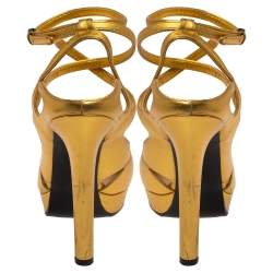 Pre Owned صندل بوتيغا فينيتا تفريغات سيور متعاكسة نعل سميك سير كاحل جلد ذهبي مقاس 38.5