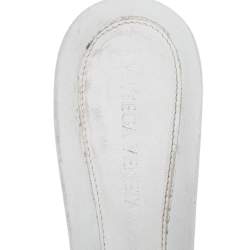 مملوكة مسبقًا صندل سلايد بوتيغا فينيتا ليدو بي في جلد أبيض مقاس 38