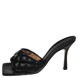 Pre Owned Bottega Veneta Black Quilted Leather Padded Slide Sandals Size 39.5