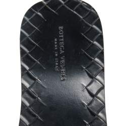 مملوكة مسبقًا Bottega Veneta Blue Intrecciato Leather Flat Slides Size 38