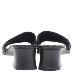 مملوكة مسبقًا Bottega Veneta Black Intrecciato Leather Ravello Slide Sandals Size 36.5