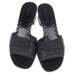 مملوكة مسبقًا Bottega Veneta Black Intrecciato Leather Ravello Slide Sandals Size 36.5