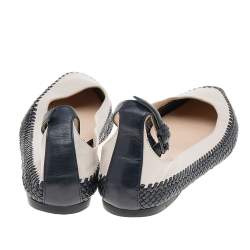 مملوكة مسبقًا Bottega Veneta Off White/Black Leather Ankle Strap Ballet Flats Size 37.5