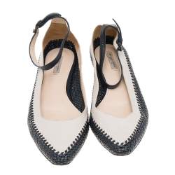 مملوكة مسبقًا Bottega Veneta Off White/Black Leather Ankle Strap Ballet Flats Size 37.5