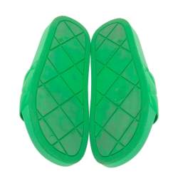 Pre Owned Bottega Veneta Green Rubber Pool Slide Size 36
