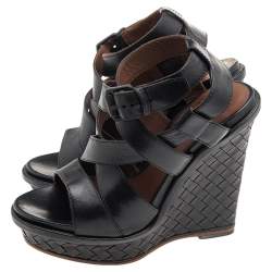 مملوكة مسبقًا Bottega Veneta Black Leather Strappy Intrecciato Platform Wedge Sandals Size 36