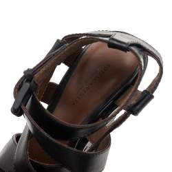 مملوكة مسبقًا Bottega Veneta Black Leather Strappy Intrecciato Platform Wedge Sandals Size 36