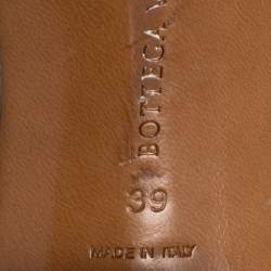 Pre Owned صندل سلايد بوتيغا فينيتا رافيلو جلد أنترشياتو أخضر مزين حليات فراشات مقاس 39