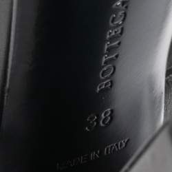 Pre Owned صندل بوتيغا فينيتا جلد إنترشياتو أسود سير كاحل مقاس 38